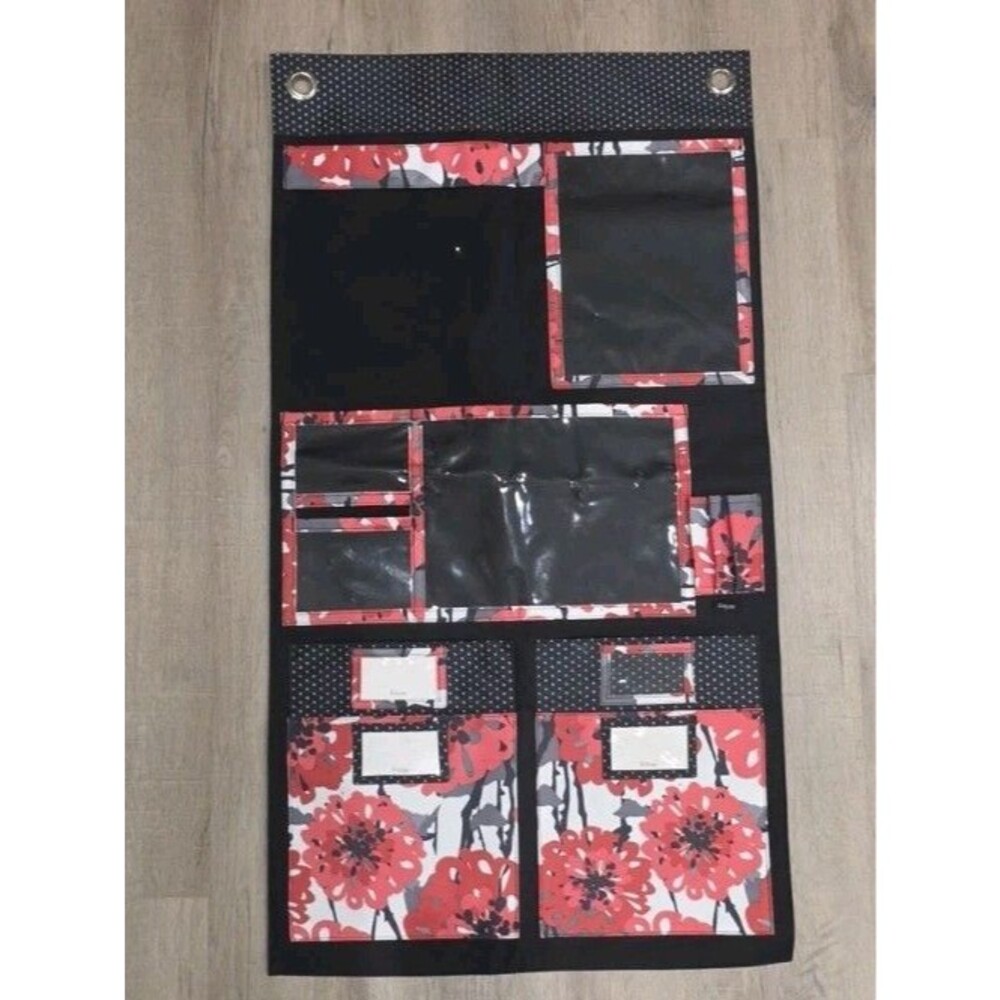 Thirty-One Hang Up Home Command Center Wall Organizer Bold Bloom Print
